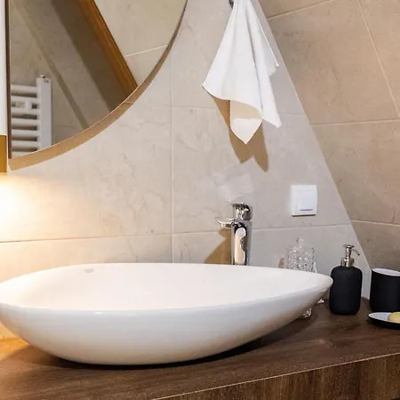 Borovi Premium Wellness&spa * Divčibare